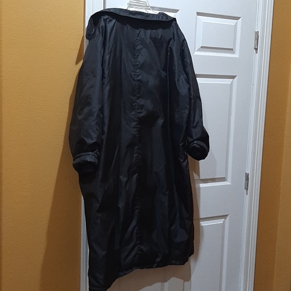 Coat - Picture 3 of 3
